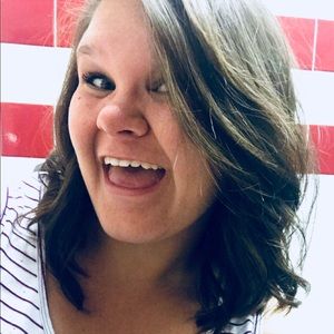 Meet your Posher, Shelbi